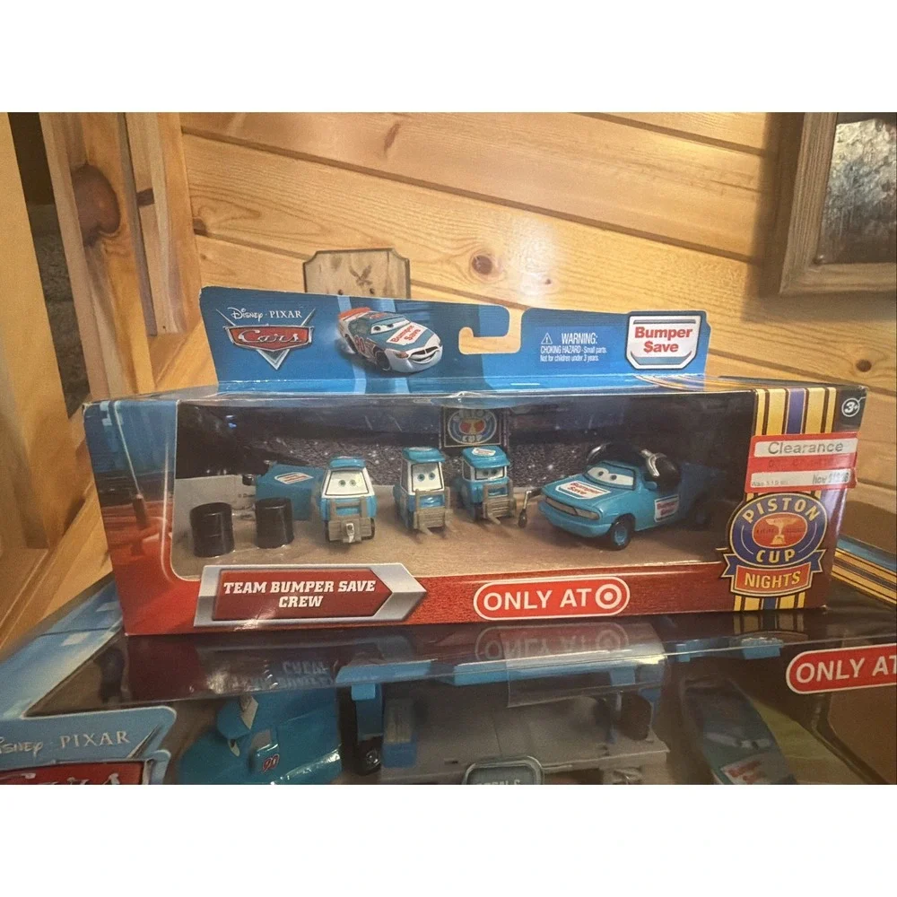 Disney Pixar Cars ULTIMATE Team Bumper Save Crew Hauler And Crew Sets BRAND NEW